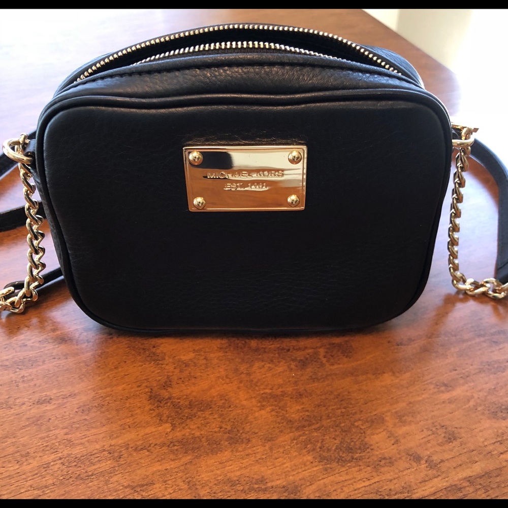 Black Michael Kors crossbody bag